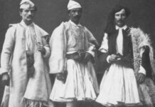 Janinë 1873/ Fustanella veshja e shqiptarëve që u rrëmbye nga grekët