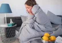 Këto janë ushqimet që duhet t’i shmangni kur jeni të sëmurë