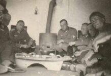 Viti 1943: Një sofër shqiptare, rreth saj ushtarët gjerman dhe Xhafer Deva (Foto)