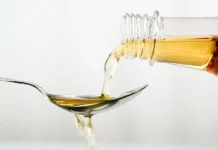 Përfitimet e pastrimit me uthull