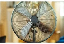 Pse nuk duhet ta përdorni ventilatorin gjatë valës së të nxehtit?