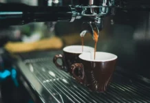 Çka i ndodh trupit kur kafeja konsumohet në stomak bosh?